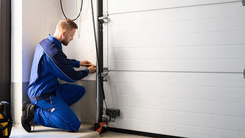 Roller Garage Doors vs Sectional Garage Doors – Which Is Best?
